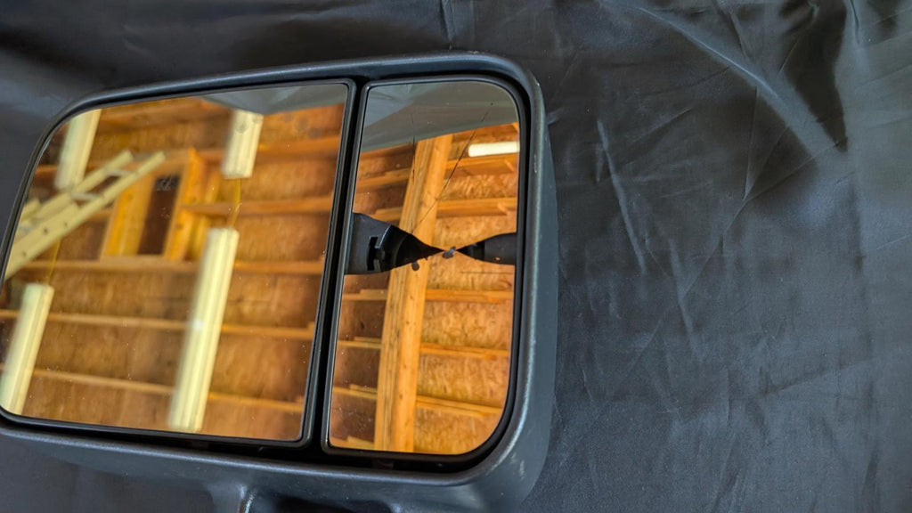 Tow-Style Power Side Mirror – Main Glass Needed Only – Small Mirror Cracked