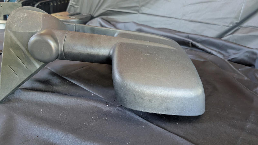 Tow-Style Power Side Mirror – Main Glass Needed Only – Small Mirror Cracked